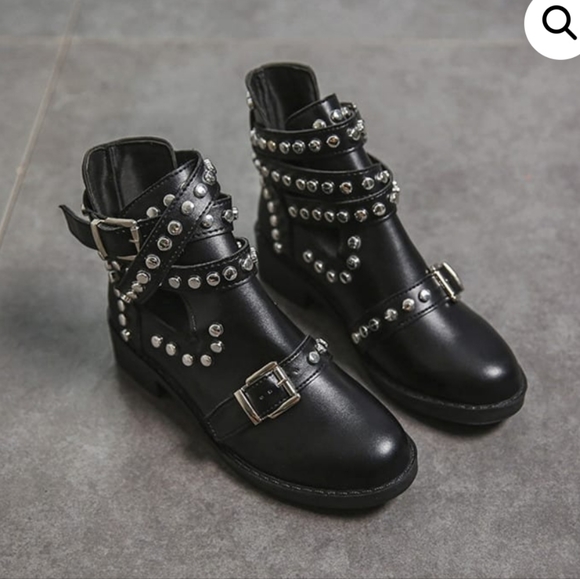 Source Unknown Shoes - Women's Buckle Boots